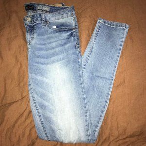 Light Wash Jeggings